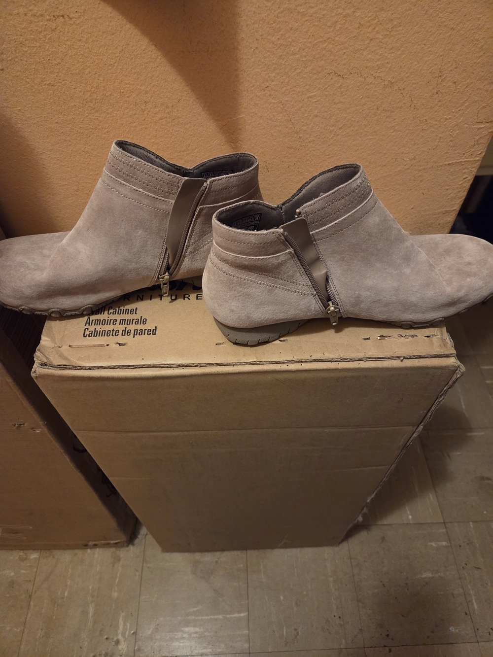 Sketchers Suede Ankle Boots - Bikers - Picture 2 of 4